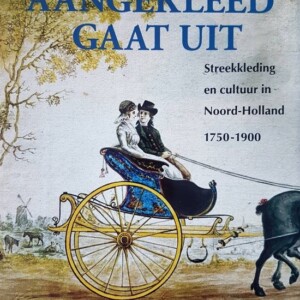 Boek: Aangekleed gaat uit